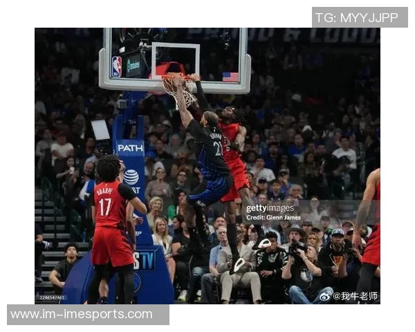 明天独行侠对阵雄鹿浓眉和加福德出战存疑莱夫利可能缺席比赛